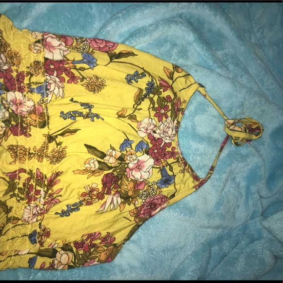 Open back crop top - Picture 1 of 2